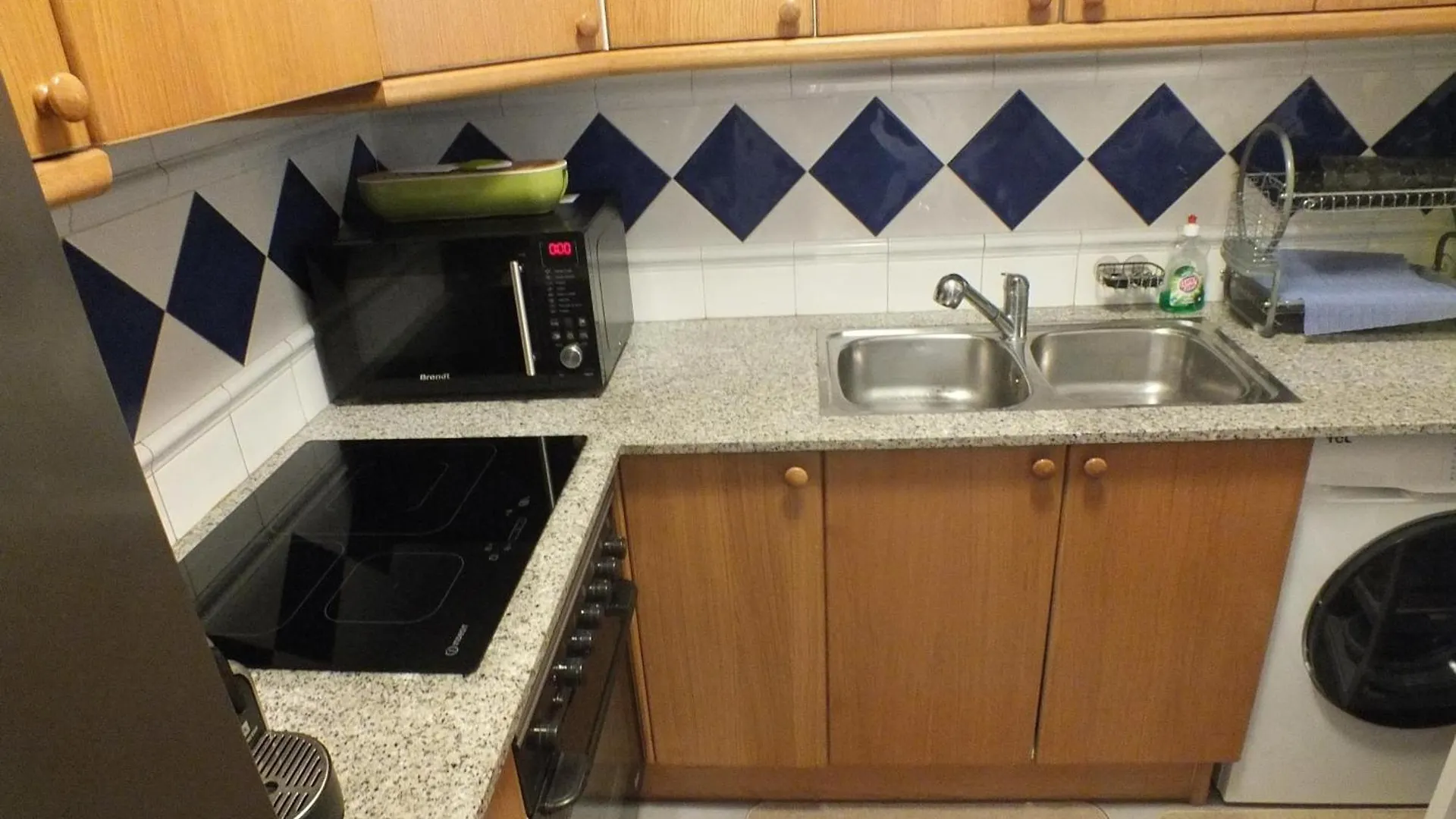 Bonito Apartamento De 2 Habitaciones En Roses Con Estacionamiento, Aire Acondicionado, Cerca Del Centro Y De La Playa - Es-204-46 إسبانيا